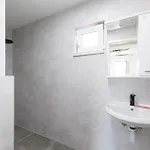 Awesome Home In Blato Na Cetini Σπίτι διακοπών